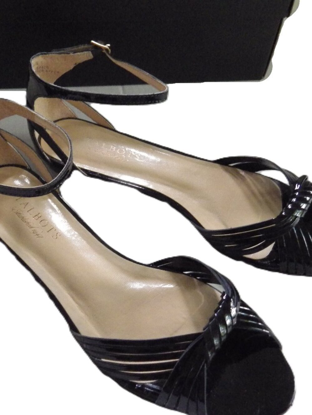 Talbots Strappy Sandal/ Black Patent/ 9N/ Flats